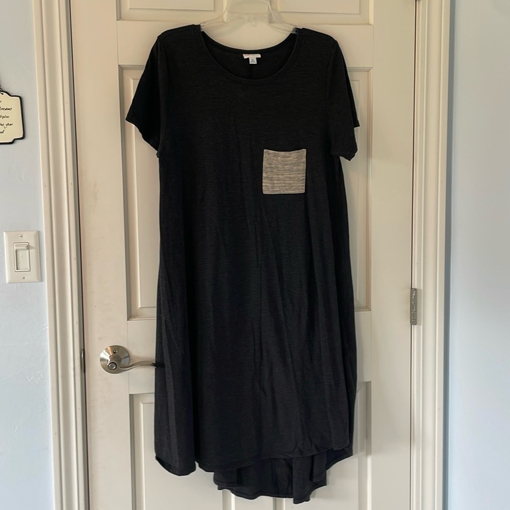 LulaRoe XLarge Short Sleeve Dress with front patch pocket